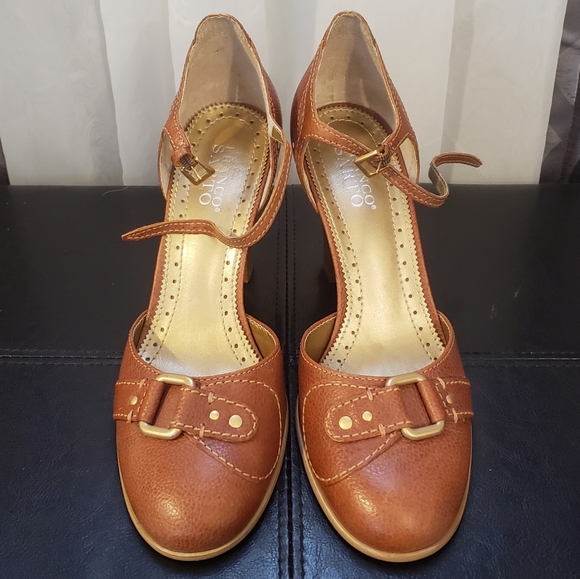 Franco Sarto Cris-cross Pumps - Picture 2 of 6